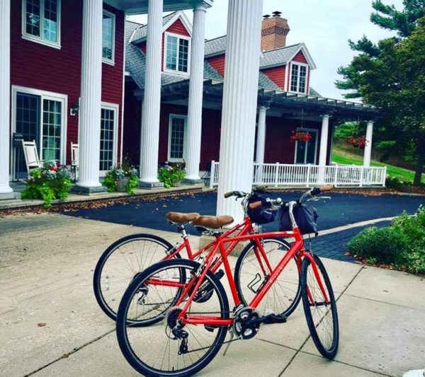Two bicycles in front of the Inn at Black Star Farms