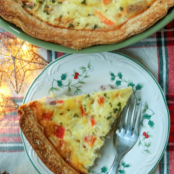 Example of ham and cheese quiche.