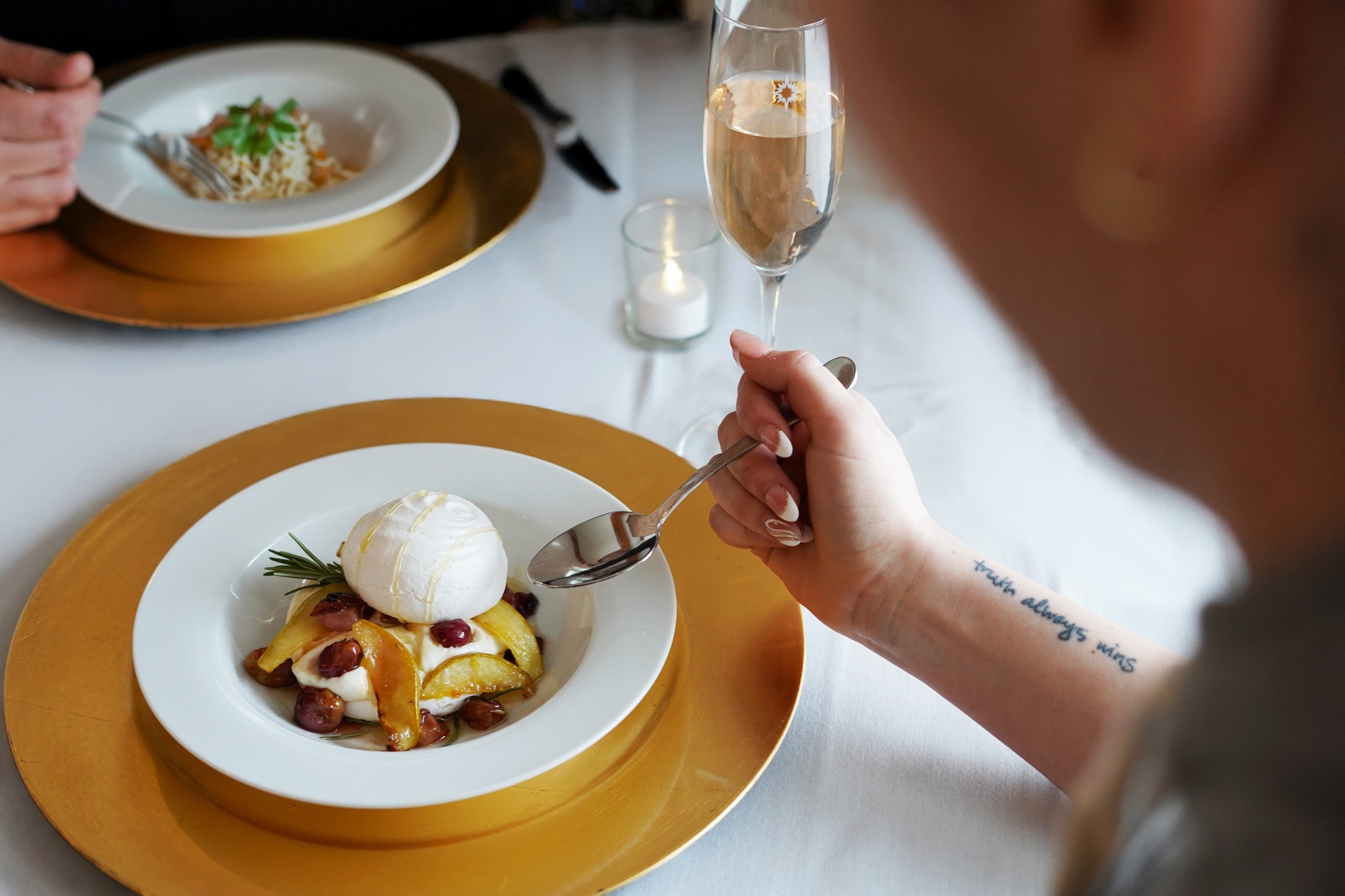 Dining 2 Mimosas with Sunday Brunch